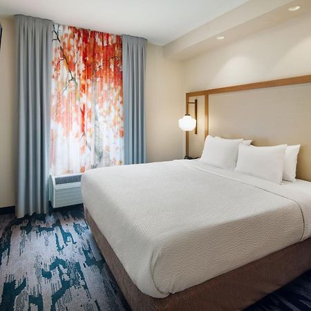Fairfield Inn & Suites Worcester Обърн Екстериор снимка