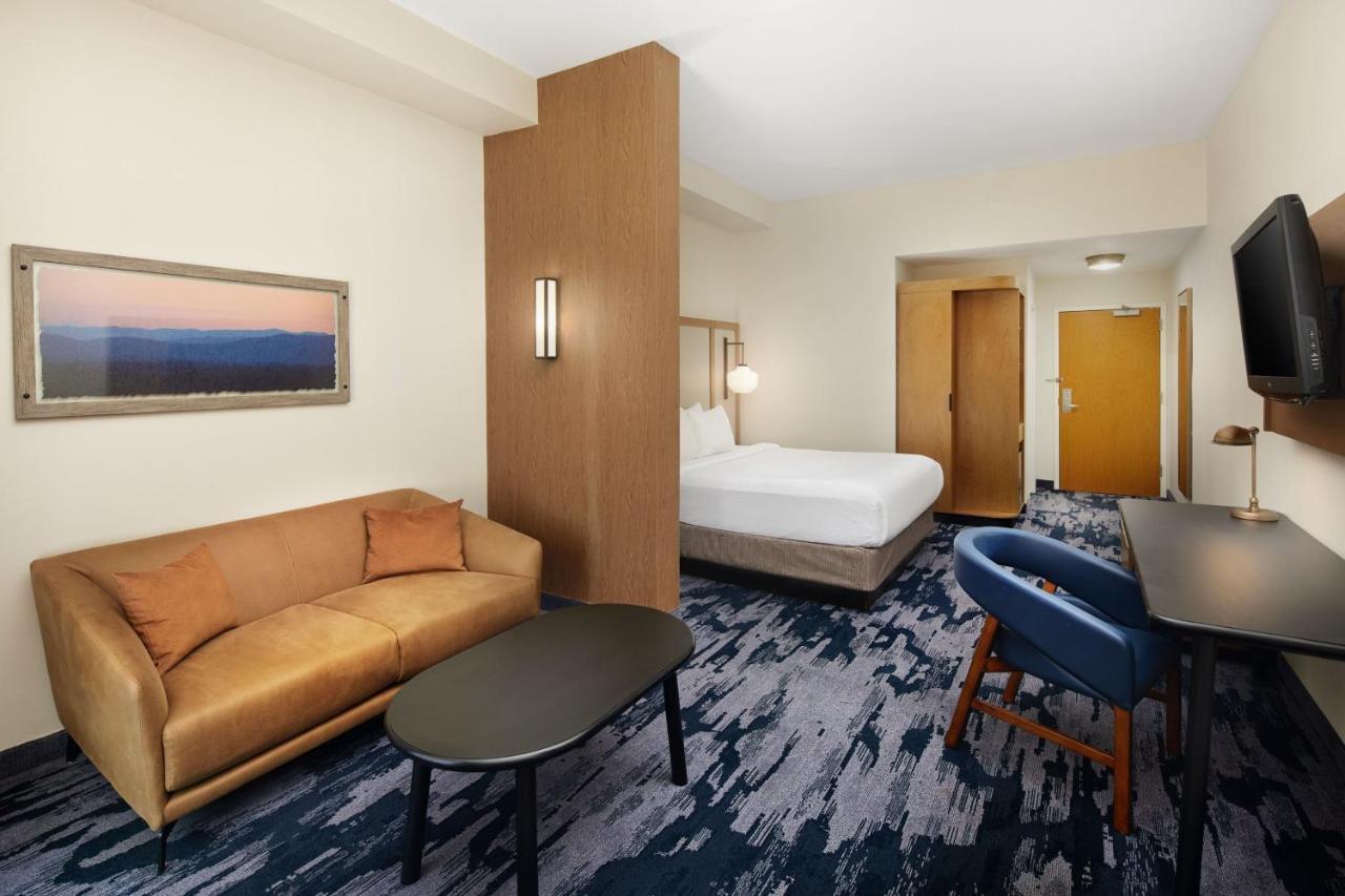 Fairfield Inn & Suites Worcester Обърн Екстериор снимка